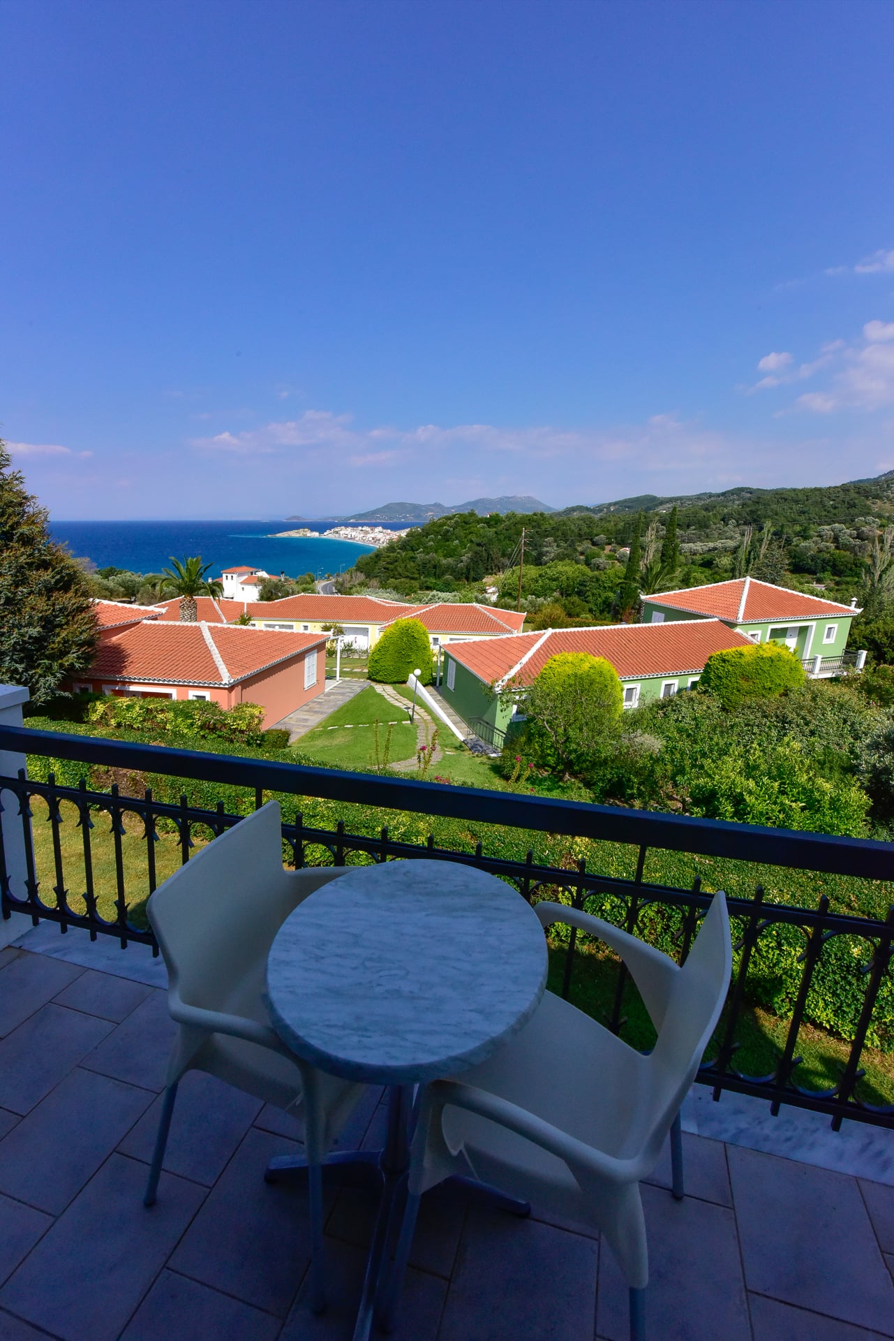 Griechenland Samos Arion Hotel Balkon