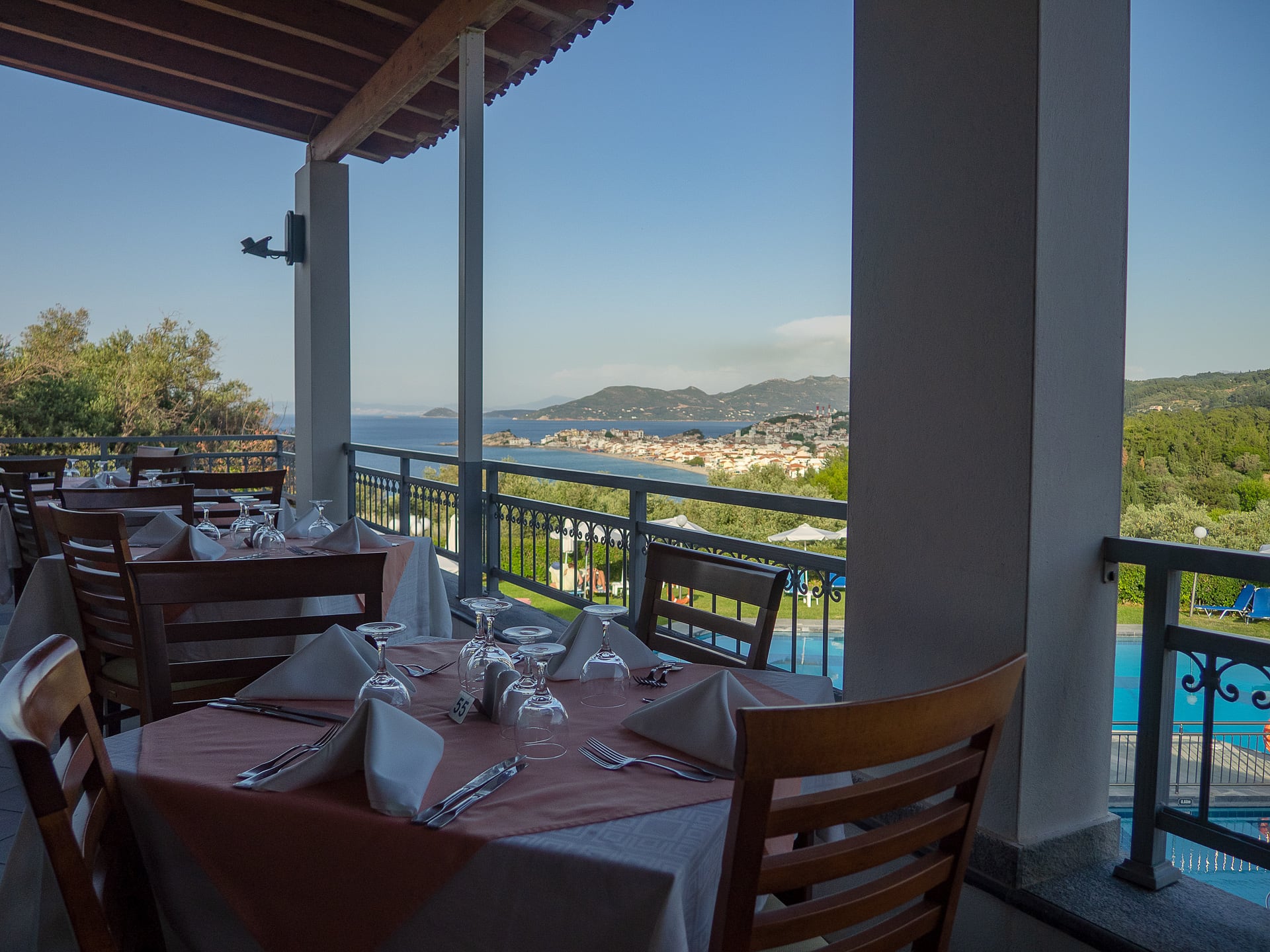 Griechenland Samos Arion Hotel Restaurant Aussen