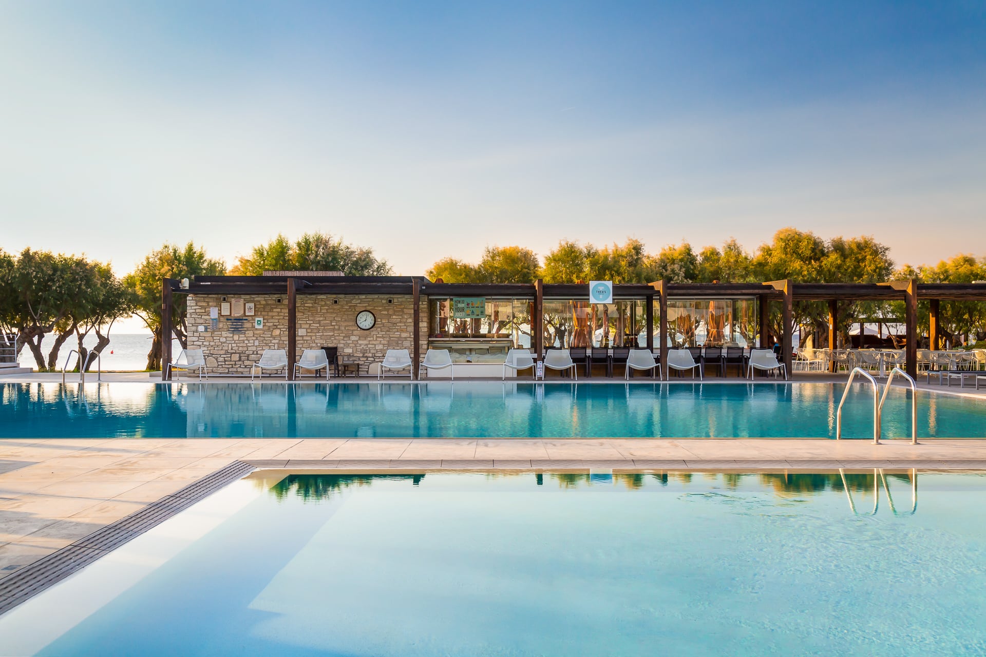 Griechenland Samos Doryssa Seaside Resort Pool