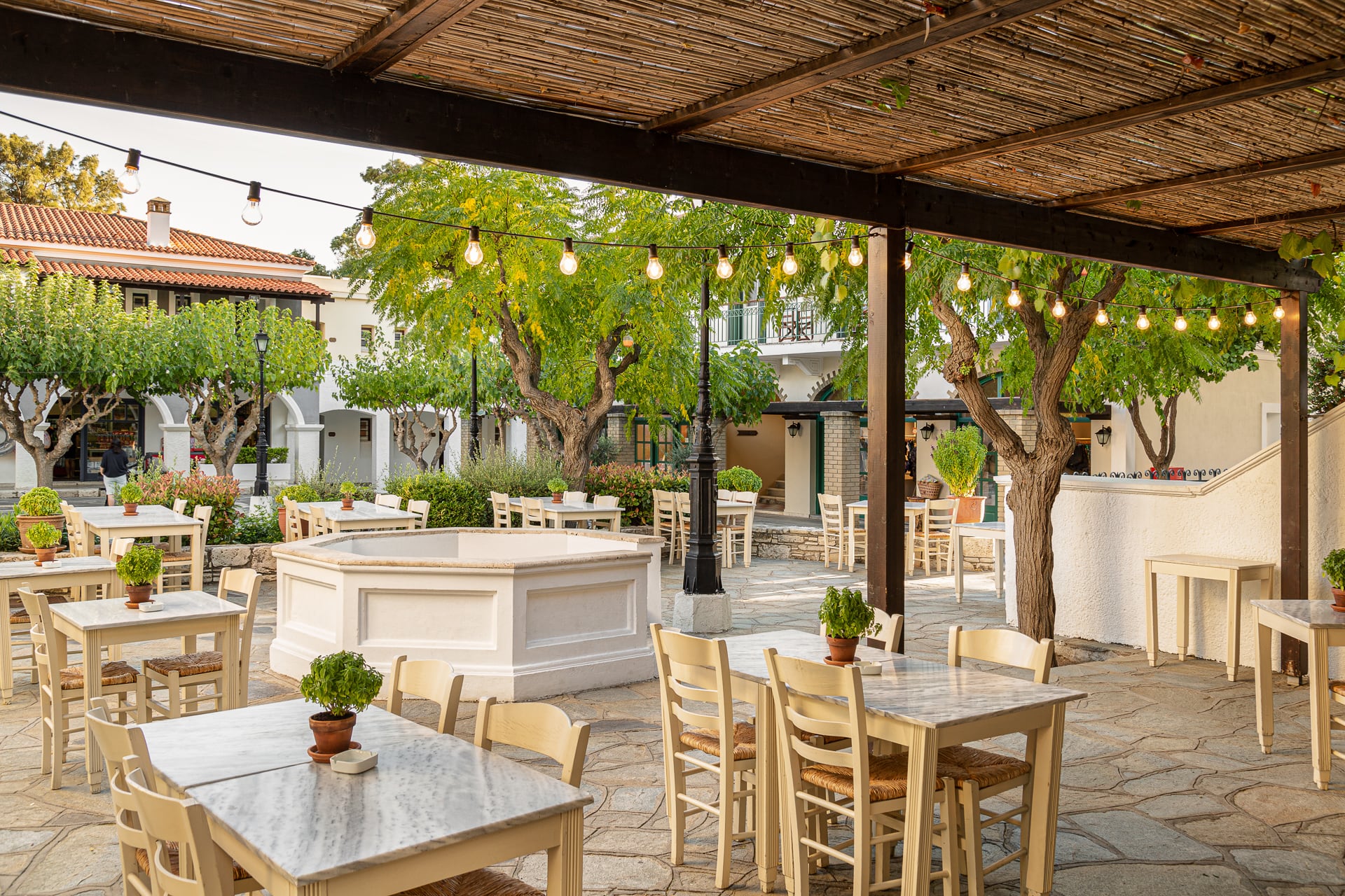 Griechenland Samos Doryssa Seaside Resort Restaurant Aussen