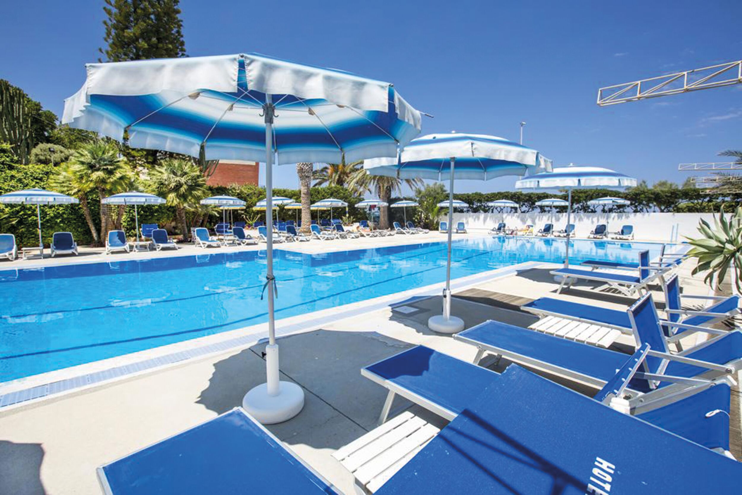 Sizilien - Die Schatzkammer Italiens | Hotel Tourist - 