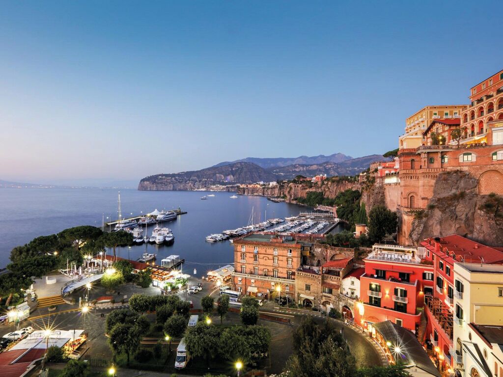 Amalfik&uuml;ste - Italiens Sch&ouml;nheit am Golf von Sorrent | Hotel Il Faro - 